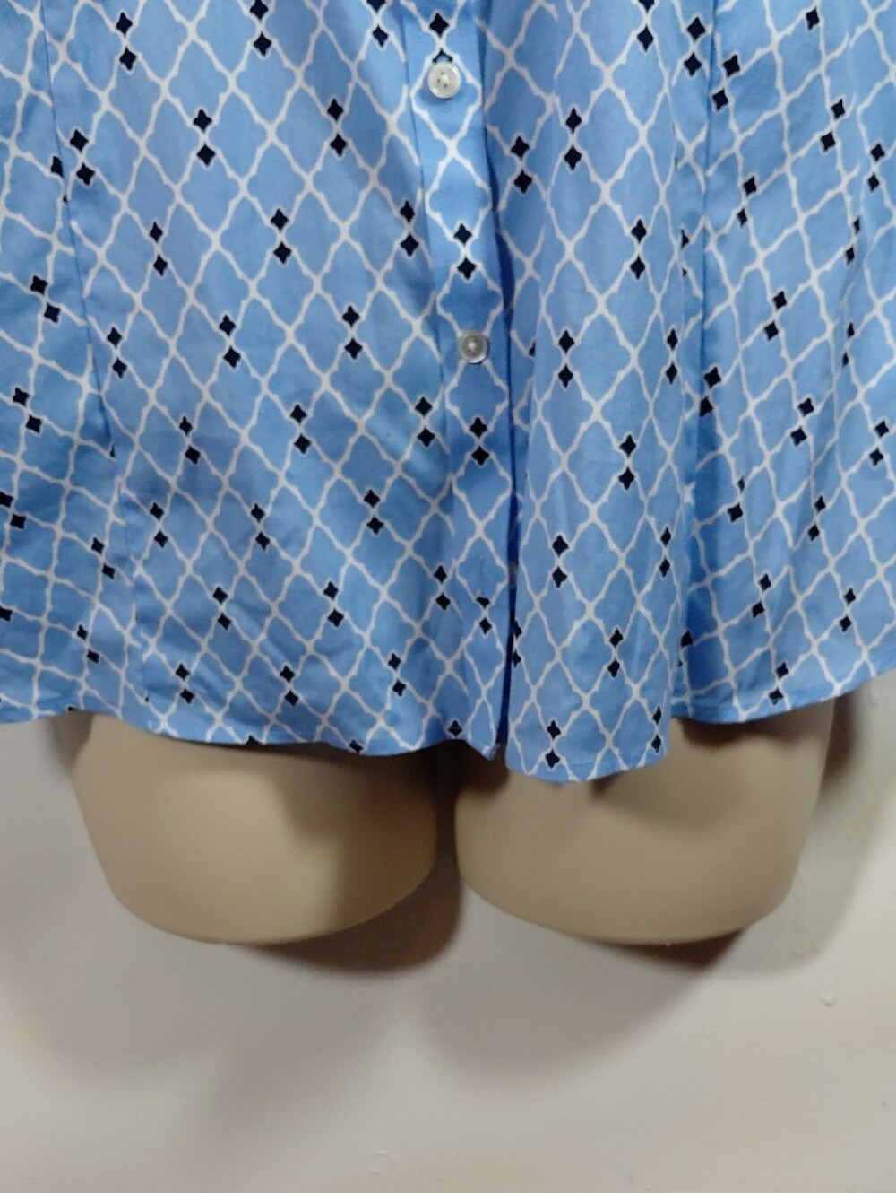 Talbots Blue Geometric Print Long Sleeve Button Down Shirt Closet Staple 22WP - Picture 6 of 9